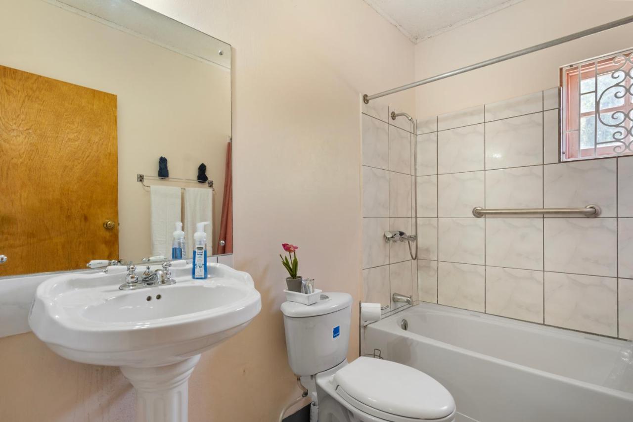 Shaw Park Gem Apt 12D Очо-Ріос Екстер'єр фото