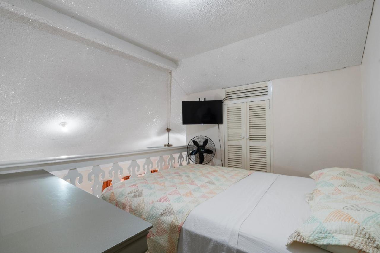 Shaw Park Gem Apt 12D Очо-Ріос Екстер'єр фото